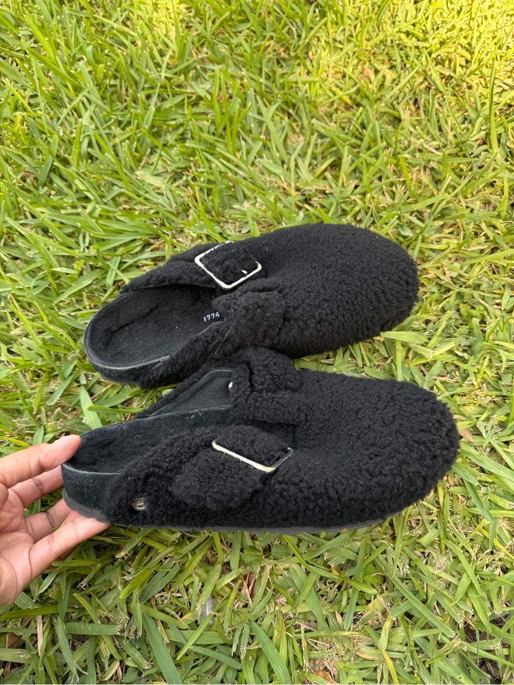 1774 Birkenstock Boston Teddy shearling fur buckle mules black